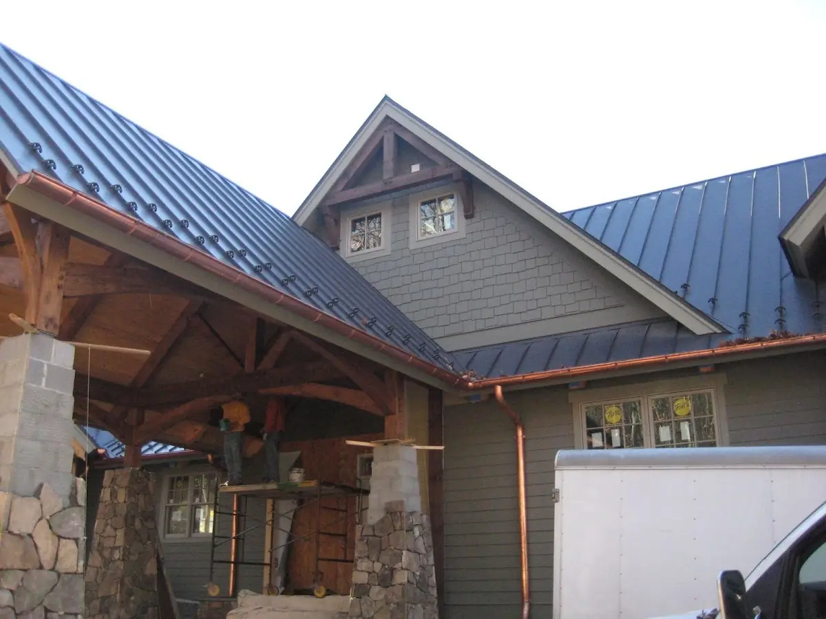 Craftsman Roofing team delivering quality roofing work in Gresham-Northeast